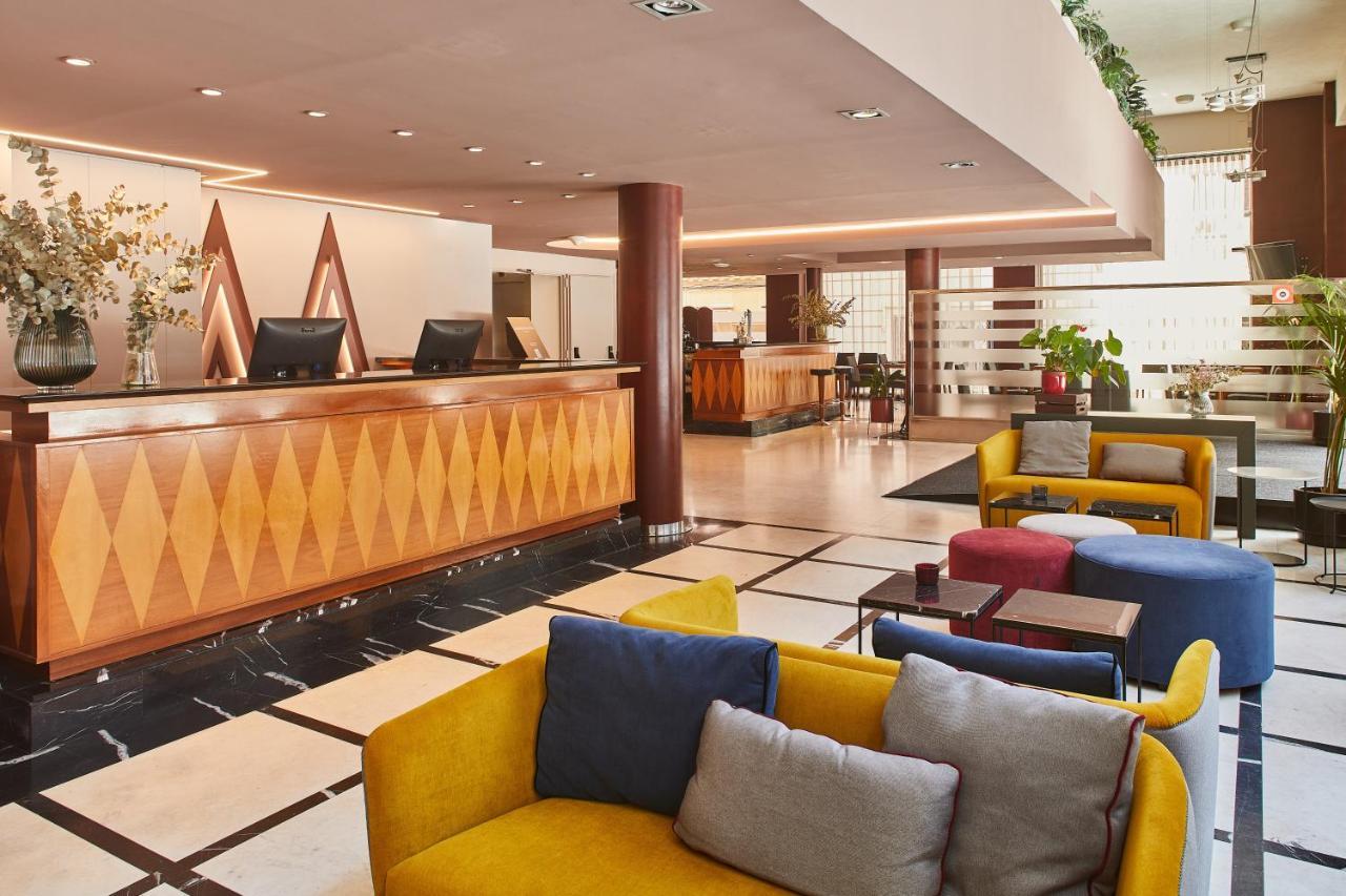 Silken Sant Gervasi Hotel Barcelona Exterior photo