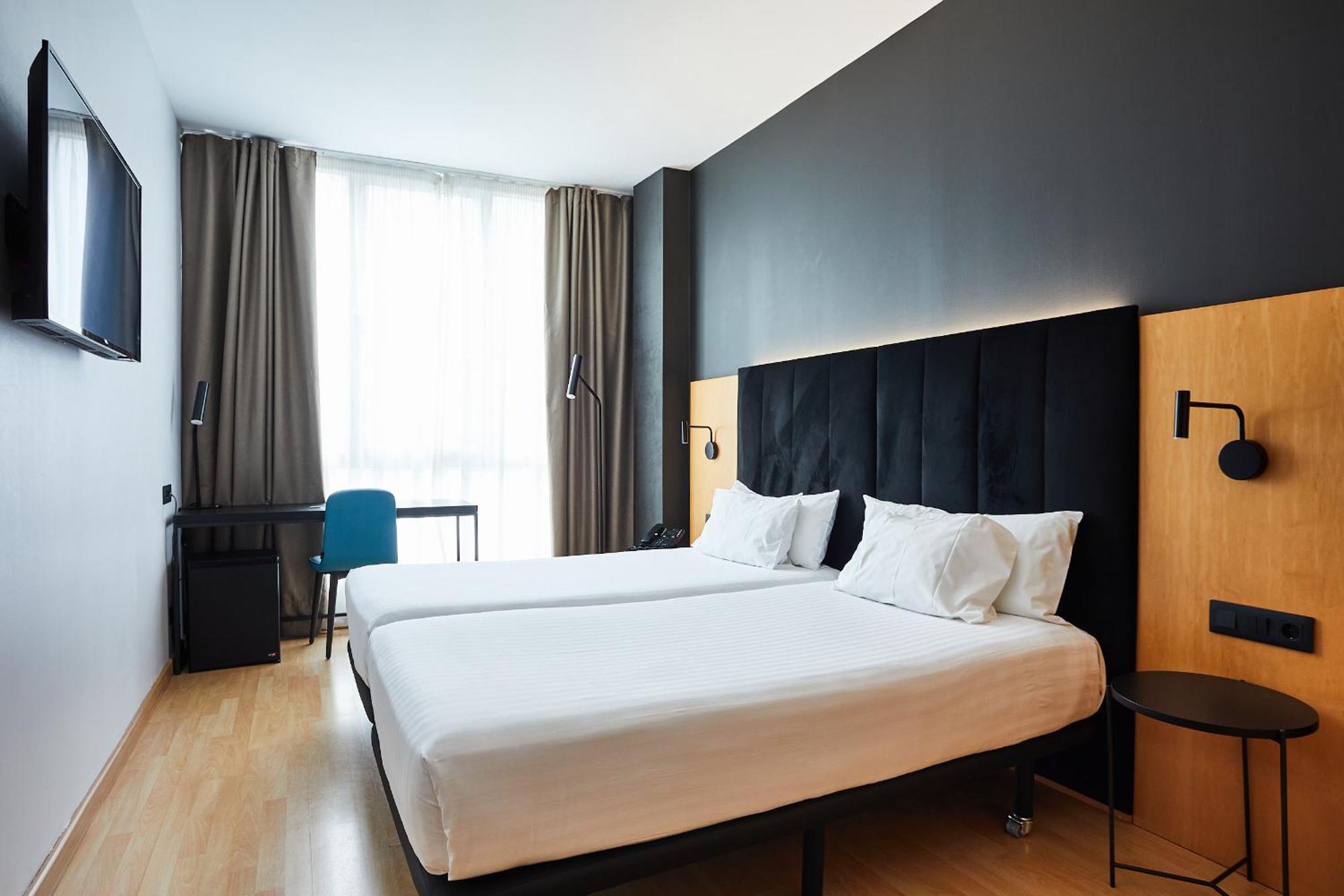 Silken Sant Gervasi Hotel Barcelona Exterior photo